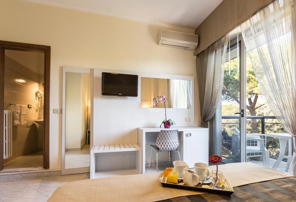 Hotel King Marina di Pietrasanta Habitación foto
