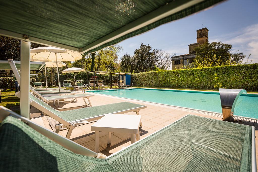 Hotel King Marina di Pietrasanta Exterior foto